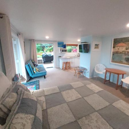 Pohutukawa Cottage Russell Eksteriør billede